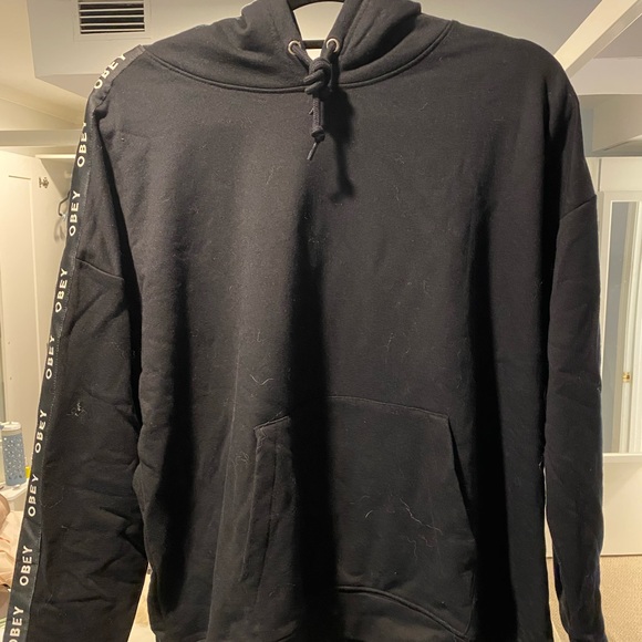 Obey Sweatshirt - Picture 2 of 4